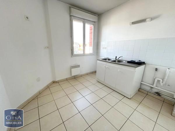 Appartement à louer 3 pièces 66.1m² Maubeuge (59600)