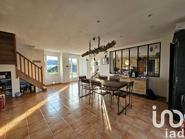 Maison 8 pièces de 285 m² à Guichen (35580)