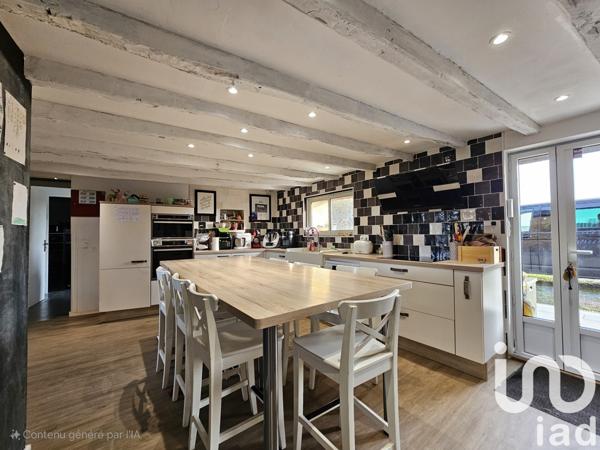 Maison 8 pièces de 285 m² à Guichen (35580)