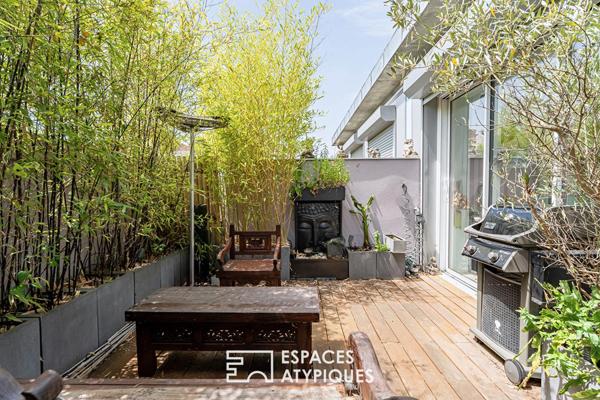 Loft contemporain au blanc immaculé dans une ancienne imprimerie à Bagneux