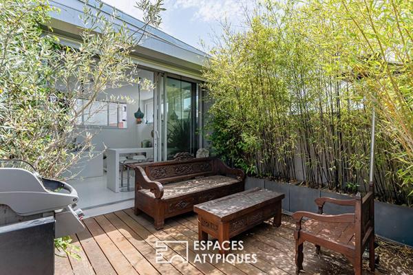 Loft contemporain au blanc immaculé dans une ancienne imprimerie à Bagneux