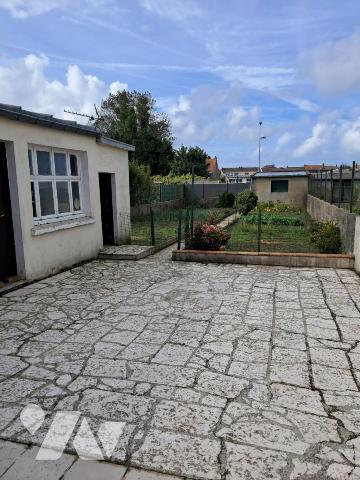 ST MARTIN BOULOGNE A VENDRE MAISON MITOYENNE AVEC GARAGE