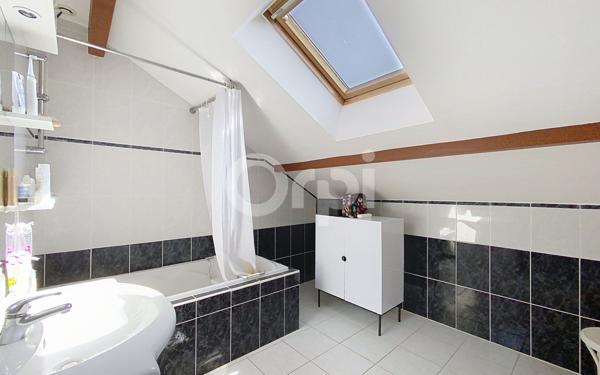 Maison à vendre    5 pièces •  Neufchâteau