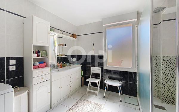 Maison à vendre    5 pièces •  Neufchâteau