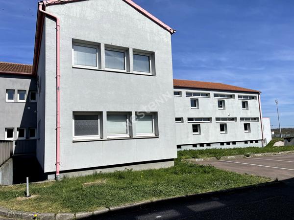 Folschviller atelier 300m² +bureaux 50m²