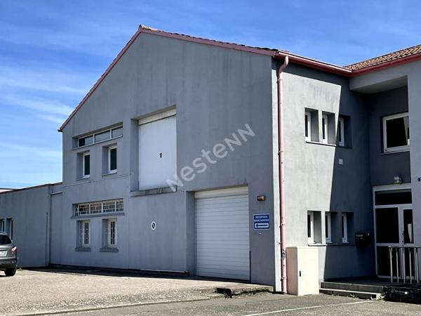 Folschviller atelier 300m² +bureaux 50m²