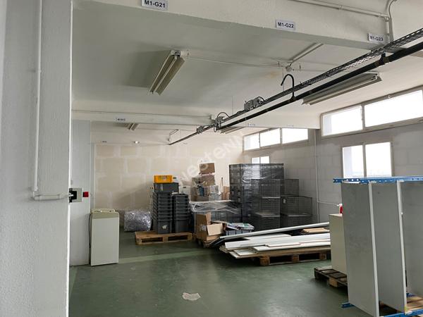 Folschviller atelier 300m² +bureaux 50m²