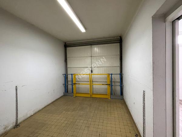 Folschviller atelier 300m² +bureaux 50m²