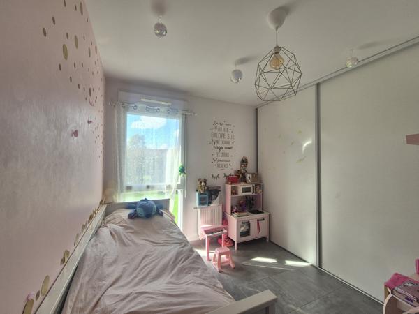 Gignac-la-Nerthe (13180) Appartement récent avec grand jardin privatif