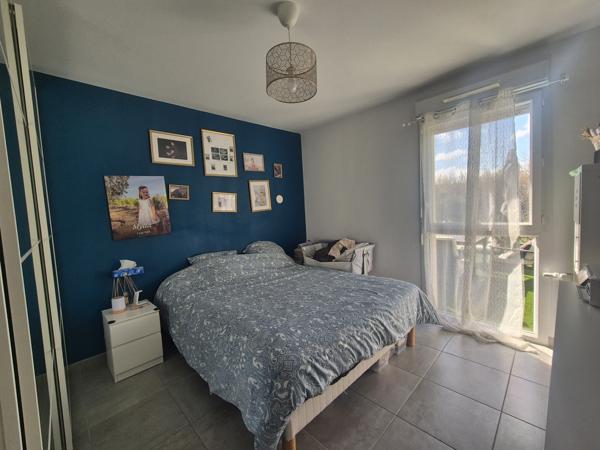 Gignac-la-Nerthe (13180) Appartement récent avec grand jardin privatif