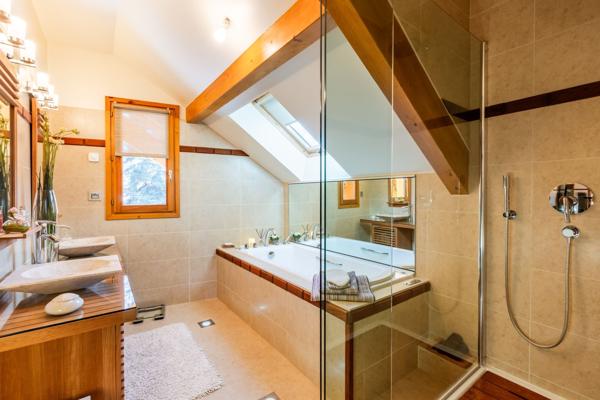 Vente Chalet de luxe La Salle-les-Alpes 8 Pièces 388 m²