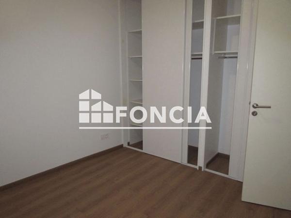 Location Appartement 3 pièces 66.9 m² - 27 AVENUE DU GRAND CHATELET Grenoble 38000