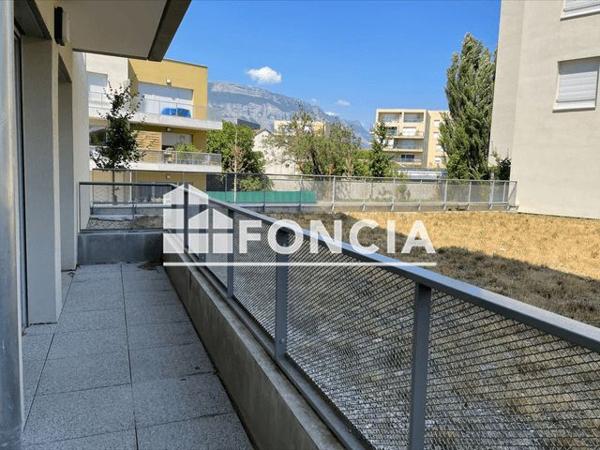 Location Appartement 3 pièces 66.9 m² - 27 AVENUE DU GRAND CHATELET Grenoble 38000