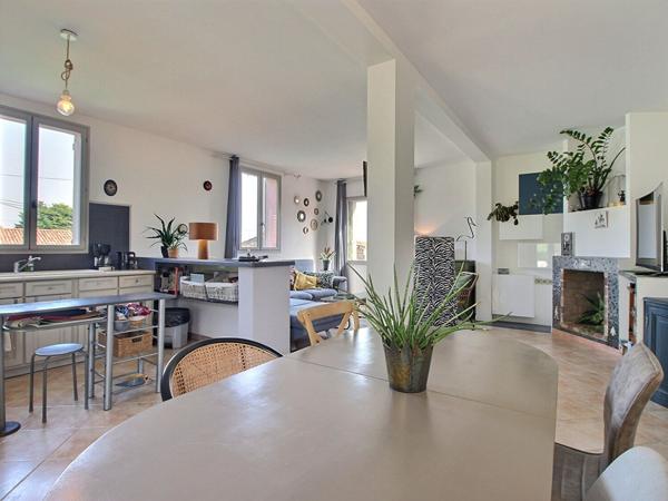 Maison 5 pièces à vendre à Sauveterre - Rare sur le marché