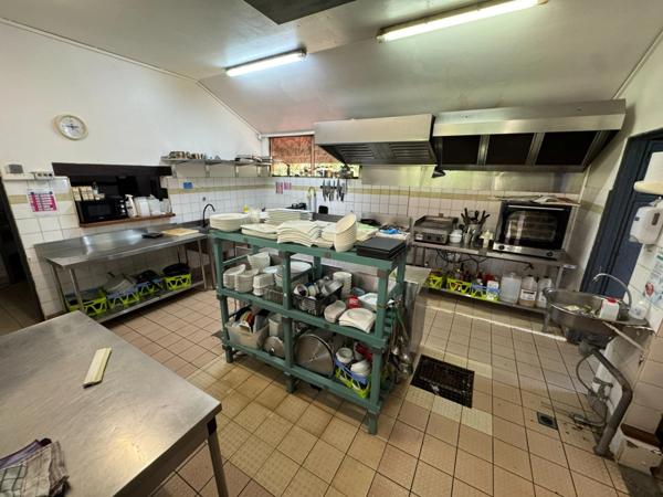 Spécial investisseur avisé, vente de deux hôtels restaurants fonds et immobiliers idéalement situés à Matoury, près de Cayenne