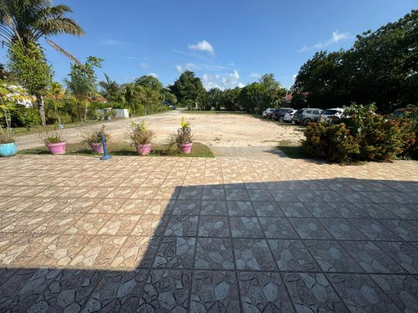 Spécial investisseur avisé, vente de deux hôtels restaurants fonds et immobiliers idéalement situés à Matoury, près de Cayenne