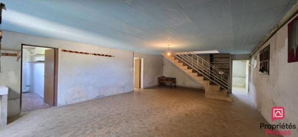 SAINT MEDARD EN JALLES - Maison familiale avec sous-sol intégral, dépendance aménagée et jardin arboré
