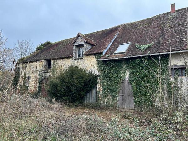 CORPS DE FERME 300 m2  PRIX 115 000