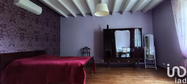 Maison de village 4 pièces de 142 m² à Anché (86700)