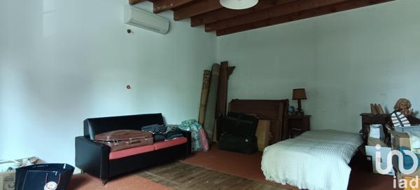 Maison de village 4 pièces de 142 m² à Anché (86700)