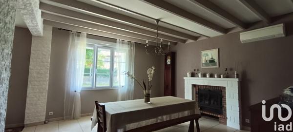 Maison de village 4 pièces de 142 m² à Anché (86700)