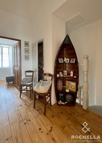 MAISON AVEC JARDIN AU COEUR DE LA CITADELLE DE BROUAGE