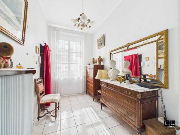 APPARTEMENT T4 A VENDRE - CALUIRE ET CUIRE - 84 m 2 - 334 000 €