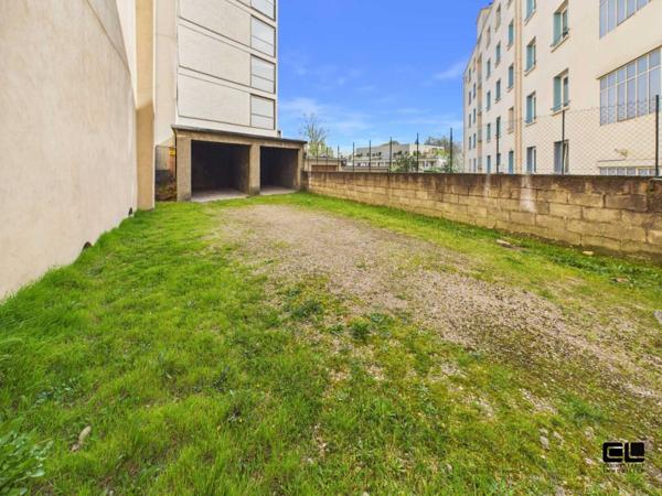 APPARTEMENT T4 A VENDRE - CALUIRE ET CUIRE - 84 m 2 - 334 000 €