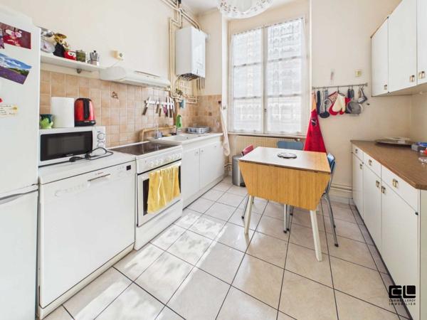 APPARTEMENT T4 A VENDRE - CALUIRE ET CUIRE - 84 m 2 - 334 000 €