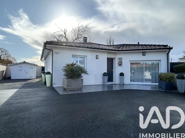 Maison à vendre 4 pièces 110 m² Saint-Médard-en-Jalles