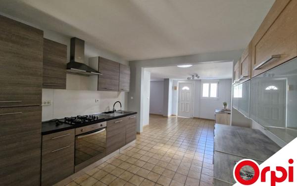 Maison à vendre    3 pièces •  Laon