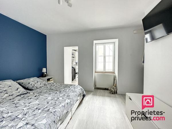 Immeuble mixte rapport et habitation AVALLON CENTRE VILLE