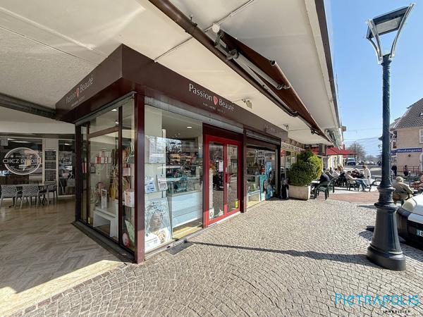 LOCAL COMMERCIAL A VENDRE A SAINT JULIEN EN GENEVOIS