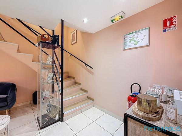 LOCAL COMMERCIAL A VENDRE A SAINT JULIEN EN GENEVOIS