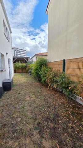 APPT type MAISON DE VILLE - BEGLES - 3 pièce(s) - 69 m2