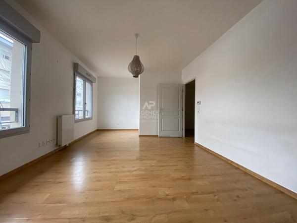 Appartement Nanterre 3 pièce(s) 65.69m2 332 000 € **  - Référence  15410