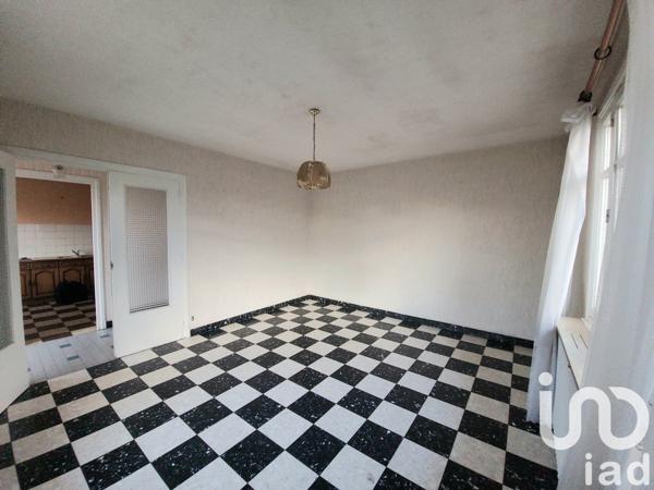 Maison traditionnelle 3 pièces de 70 m² à Riorges (42153)