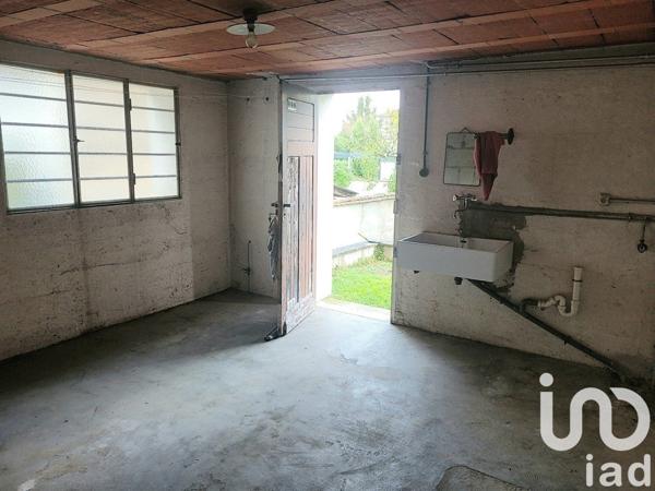 Maison traditionnelle 3 pièces de 70 m² à Riorges (42153)