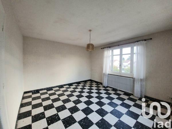 Maison traditionnelle 3 pièces de 70 m² à Riorges (42153)