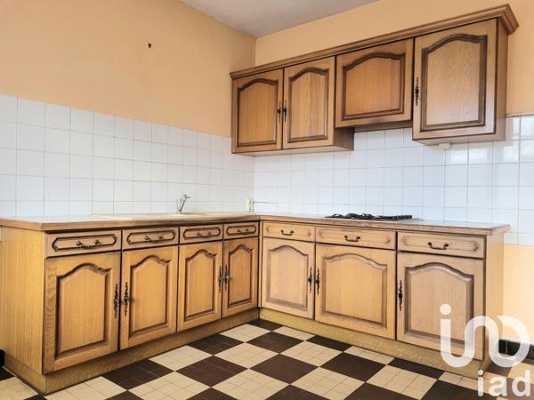 Maison traditionnelle 3 pièces de 70 m² à Riorges (42153)