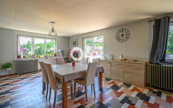 Immeuble à vendre    7 pièces •  Maubeuge