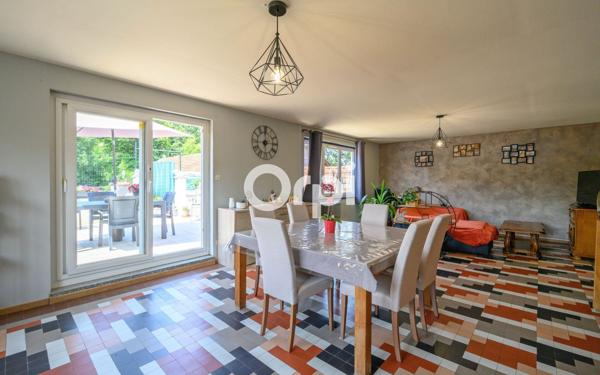 Immeuble à vendre    7 pièces •  Maubeuge