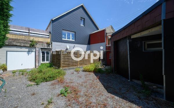 Immeuble à vendre    7 pièces •  Maubeuge