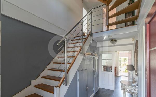 Maison à vendre    8 pièces • 200 m2 La Queue-en-Brie