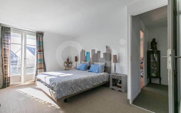 Maison à vendre    8 pièces • 200 m2 La Queue-en-Brie