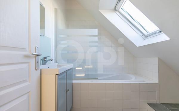 Maison à vendre    8 pièces • 200 m2 La Queue-en-Brie