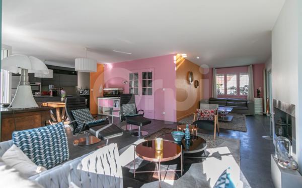 Maison à vendre    8 pièces • 200 m2 La Queue-en-Brie