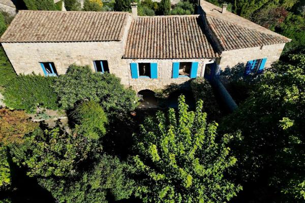 Vente Maison de luxe Uzès 9 Pièces 259 m²