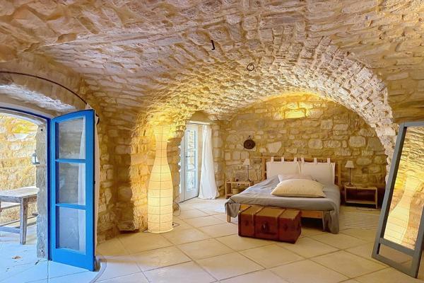 Vente Maison de luxe Uzès 9 Pièces 259 m²