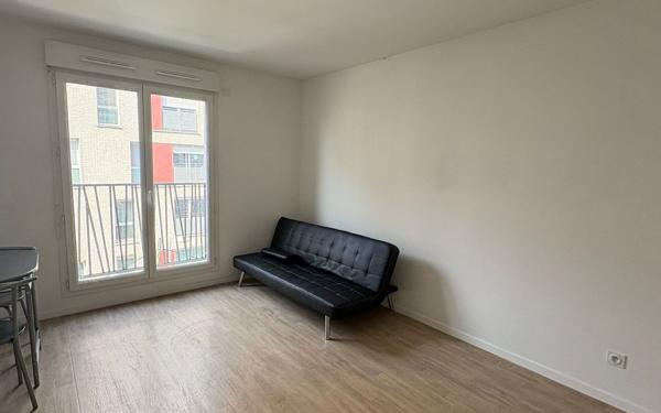 Appartement à louer    1 pièce •  Bobigny